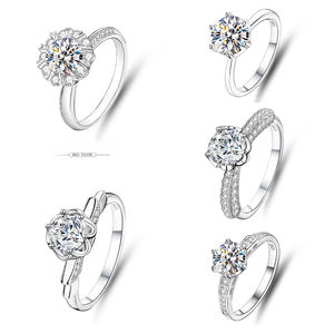 Женское обручальное кольцо с муассанитом, 925 серебро - Product Image 1