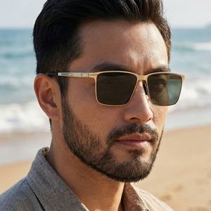 Gafas de Sol Ks-3985 para Hombre, Montura Cuadrada, Plástico y Metal, Lentes Polarizadas de Nailon con Protección UV400, Color Negro, para Protección Solar al Aire Libre - Product Image 2