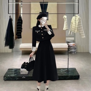 Conjunto Casual de 2 Piezas para Mujer, Otoño 2025, Top y Vestido Plisado con Parches, Venta al Por Mayor - Product Image 3