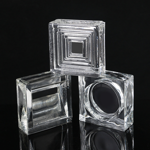 Briques de <span class=keywords><strong>verre</strong></span> ondulées à fusion à chaud carrées ADL 150*150*50MM, blocs de <span class=keywords><strong>verre</strong></span> transparents pour <span class=keywords><strong>la</strong></span> construction et <span class=keywords><strong>la</strong></span> décoration intérieure - Product Image 1