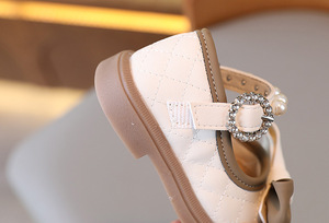 Chaussures de créateurs en cuir pour enfants, avec nœud et perles, chaussures de princesse à semelle souple pour bébés filles - Product Image 6