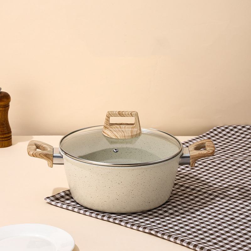 casserole blanche 24 cm avec couvercle