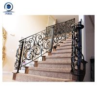 Conception personnalisée avec balustrade en fer forgé, garde-corps d'escalier, garde-corps de balcon pour escalier extérieur et intérieur