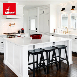 Armoires de cuisine sur mesure Allandcabinet, style moderne, finition laquée mate, cadre en bois massif, style Shaker, avec îlot - Product Image 2