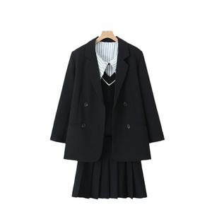 Ensemble de costume en twill pour femmes grande taille N8235, veste noire, gilet en tricot, jupe mini plissée, style preppy, vêtements décontractés - Product Image 3