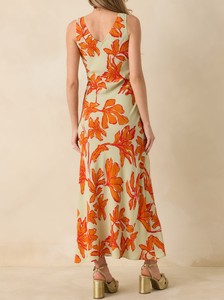 Vestido Maxi con Tirantes Finos, Estampado Floral Verde y Naranja, Hecho a Mano, Transpirable, Lavable, para Uso Diario en Verano, con Abertura en la Espalda - Product Image 6