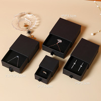 Boîte Cadeau Personnalisée en Carton Blanc et Papier Kraft pour Bijoux, Embossage, Matériaux Recyclés, Petites Séries, Boucles d'Oreilles, Cosmétiques, Mystère