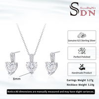Bijoux en argent sterling 925 haut de gamme, collier et boucles d'oreilles en forme de cœur en moissanite, ensemble de bijoux en argent pour femmes
