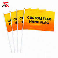 Drapeaux à main en polyester 14x21 cm pour activités de plein air, avec mât en plastique, impression numérique pour voitures et défilés