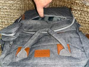 Sac à dos de voyage multifonctionnel personnalisé en cuir PU végétalien pour maman et bébé, sac à langer, sac à couches, polyester gratuit - Product Image 4