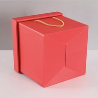 Boîte Cadeau Tambour Rouge Gaufrée Haut de Gamme en Matériau Recyclable avec Poignée pour Fêtes et Cosmétiques, Taille Personnalisable, en Carton Kraft Ondulé