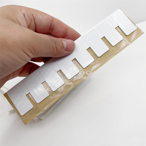 Etiqueta Adhesiva UHF Pasiva RFID Personalizada y Duradera, Alcance de 14 m, Compatible con EPC Global, Papel Recubierto para Gestión Logística Minorista - Product Image 6