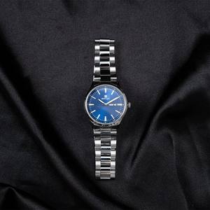 La montre en cuir prête à l'emploi offre un polissage moderne avec une précision à quartz - Product Image 4