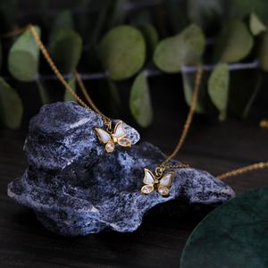 Collar de Mariposa con Concha de Fritillaria Blanca para Mujer, Joyería de Acero Inoxidable con Diamantes Brillantes, Versátil y de Lujo para el Verano - Product Image 5