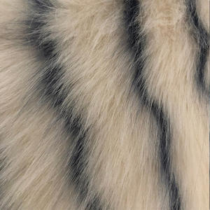 <span class=keywords><strong>Tela</strong></span> <span class=keywords><strong>de</strong></span> <span class=keywords><strong>pelo</strong></span> <span class=keywords><strong>largo</strong></span> Jacquard a rayas blancas, tejido <span class=keywords><strong>de</strong></span> piel <span class=keywords><strong>de</strong></span> zorro <span class=keywords><strong>de</strong></span> imitación para alfombra y ropa, venta al por mayor - Product Image 2