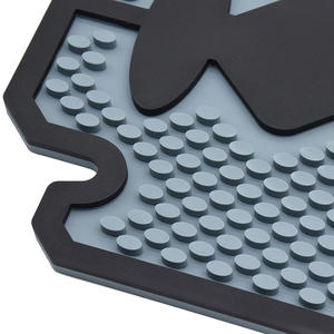 Tapis de poste de travail <span class=keywords><strong>professionnel</strong></span> pour salons et salons de barbier Tapis en caoutchouc flexible Tondeuses Outils de salon Tapis de poste de barbier - Product Image 3