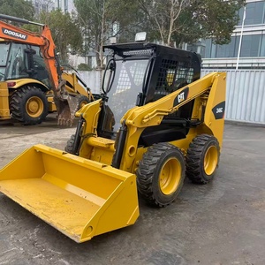 Chargeuse sur pneus Caterpillar 246C, capacité 3 tonnes, équipement d'occasion - Product Image 1