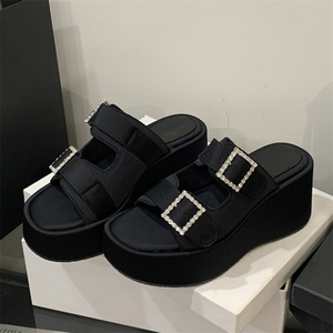 Sandalias de Plataforma con Diseño Cómodo y Aumento de Altura, Impermeables, a la Moda para el Verano 2025, para Mujer, para Exteriores - Product Image 1