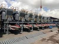Usine de concassage à mâchoires d'or DM Mining de Shanghai, machine de concassage primaire de 100 tph avec moteur PLC, boîte de vitesses, roulement, capacité maximale