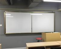 Machine intégrée de projecteur multimédia de tableau blanc de traction-push pour l'enseignement scolaire, le tableau blanc de bureau, la formation et la classe de tutorat