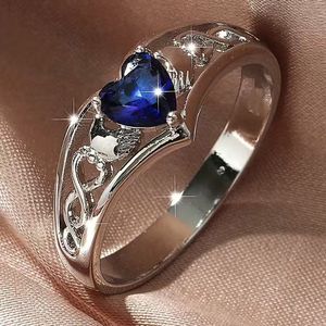 Anillo de Moda con Forma de Corazón, Chapado en Oro, con Circonita, Estilo Simple, para Mujeres, Hombres, Unisex, Venta al Por Mayor, Marca Love HR - Product Image 4