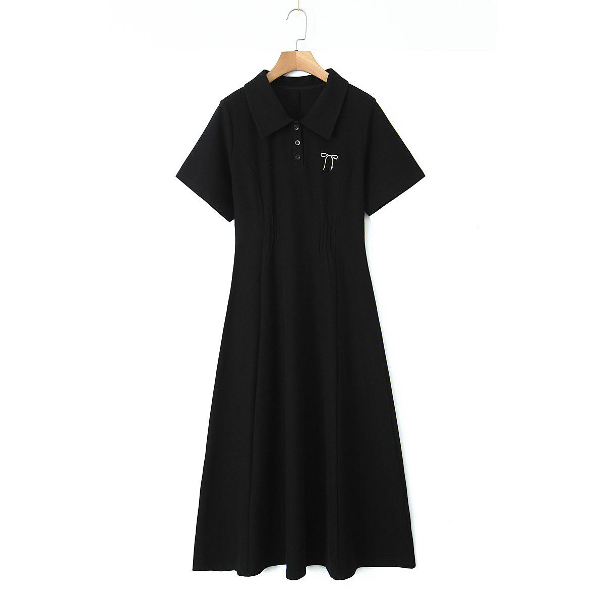 ชุดเดรสสีดำยาว