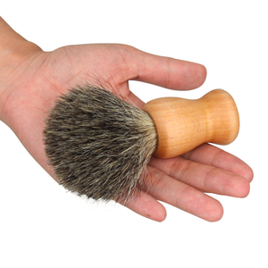 Brosse à barbe de luxe personnalisée avec logo, poils doux véganes, outil de <span class=keywords><strong>rasage</strong></span> en bois pour la marque de soins pour hommes - Product Image 3