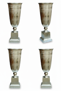 Jarrón de Pedestal de Aluminio de Lujo Hecho a Mano con Borde Acampanado y Base Cuadrada Escalonada, Centro de Mesa Decorativo - Product Image 3