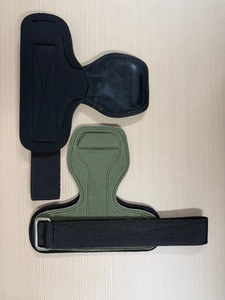 สายรัดข้อมือยกน้ำหนัก CZFIT แบบกำหนดเอง (พร้อมแผ่นนีโอพรีน) สำหรับการออกกำลังกายในยิม รุ่นปรับได้พร้อมตัวล็อคแบบพกพา - Product Image 4