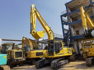 Komatsu รถขุด PC200-8มือสองส่วนประกอบหลักได้แก่มอเตอร์และเครื่องยนต์ - Product Image 2