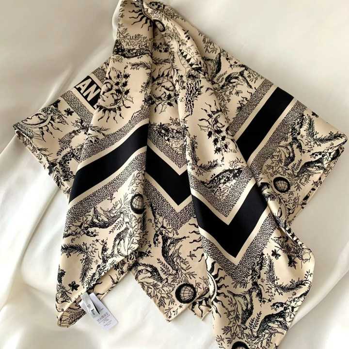 90*90cm Kerchief Women Square Neck Head Scarf Women Luxury Sun Moon Floral 100% Designer Silk Scarves