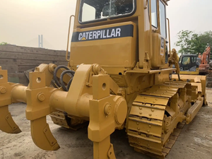 Bulldozer sur chenilles CAT D6D d'occasion, faible nombre d'heures de travail, en stock, modèle original CAT D6D, type chenillé - Product Image 6