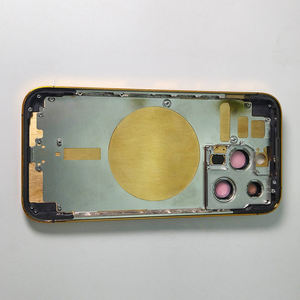 Nouvelle conception de luxe, plaqué or véritable, 2 en 1, ultra fin, boîtier de téléphone portable en titane pour <span class=keywords><strong>iPhone</strong></span> 14 Pro - Product Image 5