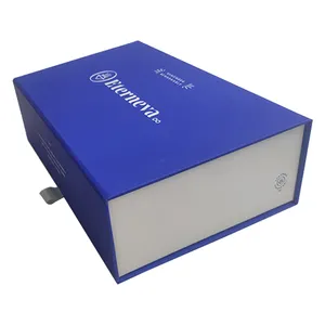 Cetak Logo kustom kotak kemasan kertas kosmetik biru kotak kertas magnetik dengan busa EVA