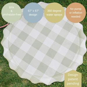Alberca de Agua con Aspersor a Cuadros Verdes y Blancos para Niños y Perros, Juego Acuático de Verano para el Patio Trasero - Product Image 2