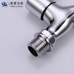 Grifo de Lavadora Chen Lu Jie Ju con Núcleo de Latón, Entrada de 4 Puntos y Salida de 6 Puntos, Grifo de Agua Duradero para Uso en Lavandería - Product Image 4