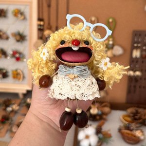 Lindo Colgante de Muñeca con Forma de Cáscara de Fruta, Hecho a Mano, Regalo Práctico para Colgar en el Coche, Pequeño Colgante Tata, Regalo de Cumpleaños - Product Image 3