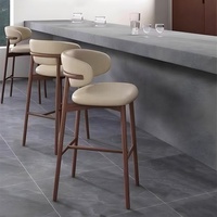 Chaise de bar rembourrée moderne, tabouret de bar en bois massif nordique, tabouret de comptoir contemporain, mobilier de bar de restaurant de luxe