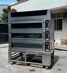 Four à sole électrique industriel 3 niveaux 6 plateaux avec système vapeur et pierre de cuisson, pour boulangerie de luxe, idéal pour pain au levain et croissants - Product Image 2