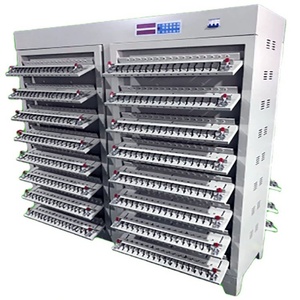 Machine de décharge et de charge de cellules de batterie Lithium-ion 18650, machine de classement de batteries 26650/32650 avec prix d'usine - Product Image 1