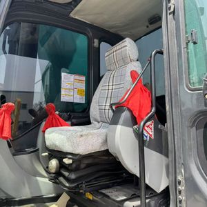 Puissante pelle hydraulique Kobelco 350 d'<span class=keywords><strong>occasion</strong></span> sur chenilles pour la construction de stations de <span class=keywords><strong>ski</strong></span> Kobelco 350D Excavatrice - Product Image 6