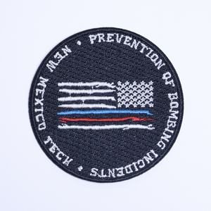 Оптовые нашивки на клеевой основе и с липучкой: вышитые нашивки с логотипом гоночного автомобиля и национальным флагом, нашивки с крючками и петлями на заказ - Product Image 5