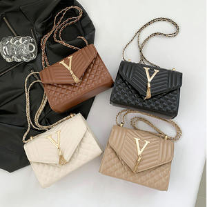 Sac à bandoulière à sangle unique pour femme, design de mode V de luxe, été 2024 - Product Image 1