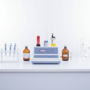 Titreur volumétrique Karl Fischer série TPD automatique pour l'analyse de la teneur en eau dans les produits pétroliers, chimiques, pharmaceutiques et alimentaires - Product Image 2