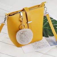Facile à ouvrir pour assortir à vos clés porte-clés pompons en fourrure porte-clés pompons bricolage pour femmes accessoires de sac et pendentif pour filles