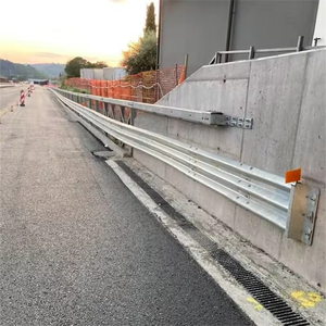 Meilleur prix Garde-corps routier en acier profilé en W, barrière anti-choc galvanisée, sécurité routière, vente en gros, résistance aux impacts M65 H1W3 - Product Image 4