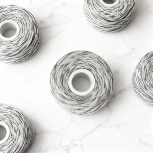 <span class=keywords><strong>Fil</strong></span> <span class=keywords><strong>dentaire</strong></span> ciré anti-déchirure avec fibres d'argent, <span class=keywords><strong>sans</strong></span> PFAS, au fluorure de menthe, pour dents sensibles, avec logo OEM - Product Image 4