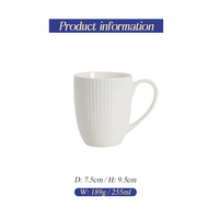 Tasse à thé en céramique de porcelaine osseuse de style royal anglais avec conception personnalisée en relief blanc pour le café et le lait à vendre