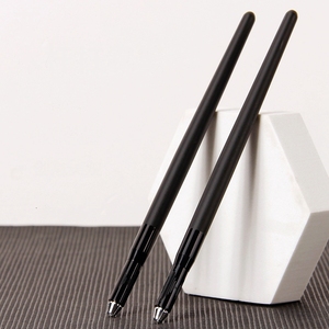 Soporte de aguja redonda negra con orificio cruzado para microshading y delineador de ojos de maquillaje permanente - Product Image 3