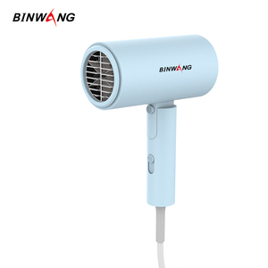 potencia 1800W de viaje ligero secador portátil compacto tamaño pequeña y tranquila secador de pelo con concentrador - Product Image 4